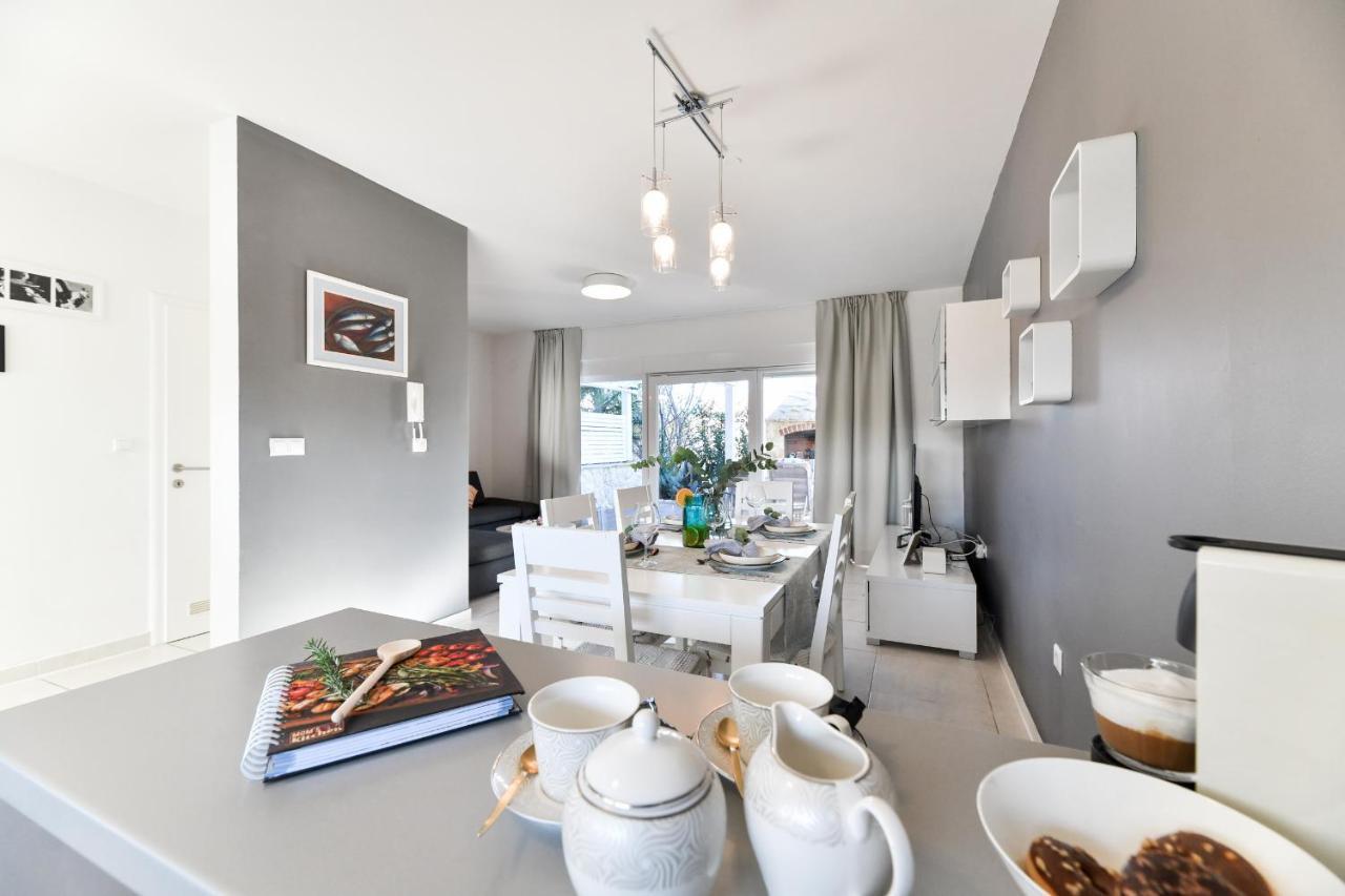 Sukošan Deluxe Triplex Antea 빌라 외부 사진